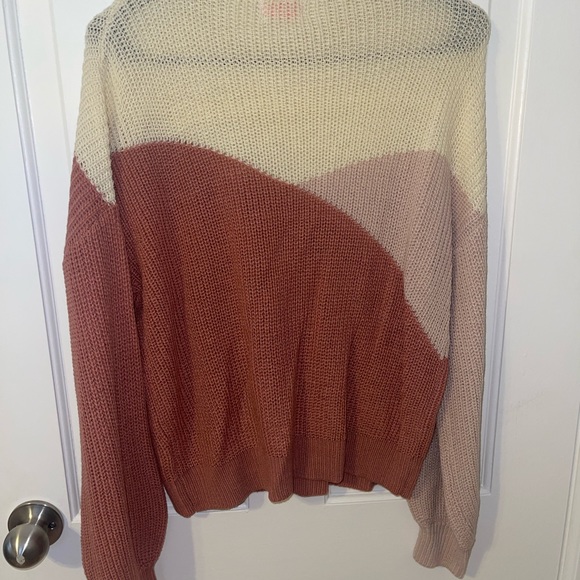 Pink Lily Colorblock Sweater - Picture 3 of 3